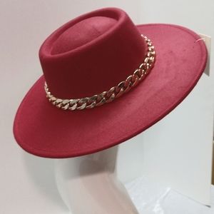 Beautiful Burgundy Bolero Wide Brim Hat with Thick Gold-tone Chain